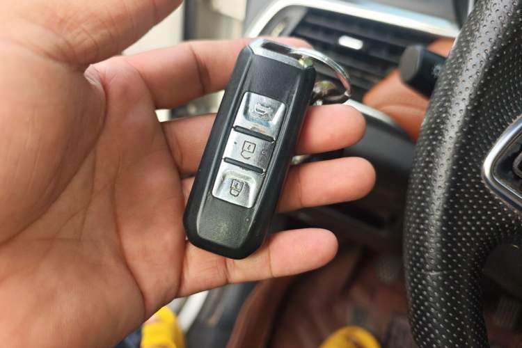 Used Baojun 510 2017 1.5L Manual Luxury Model Vehicle Key