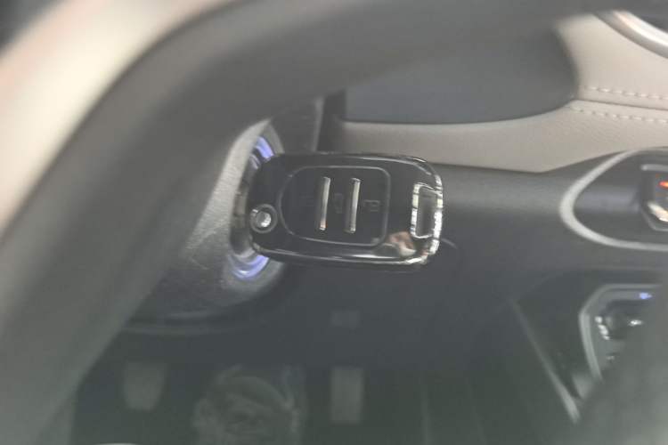Used Baojun 510 2017 1.5L Manual Fashion Model Vehicle Key
