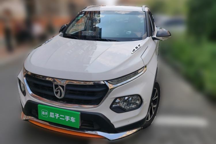 Used Baojun 510 2017 1.5L manual Comfort trim Guazi used car, China used car export, Used car for sale, Used  cars, Cheapest cars for sale