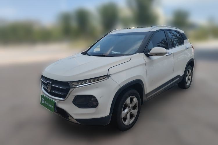 Used Baojun 510 2017 1.5L Manual Fashion Model Guazi used car, China used car export, Used car for sale, Used cars, Cheapest cars for sale