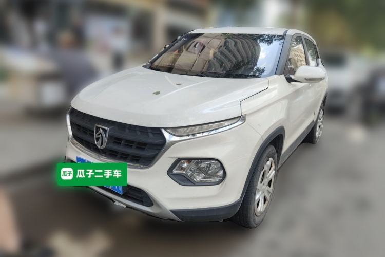 Used Baojun 510 2017 1.5L manual Comfort trim Guazi used car, China used car export, Used car for sale, Used cars, Cheapest cars for sale