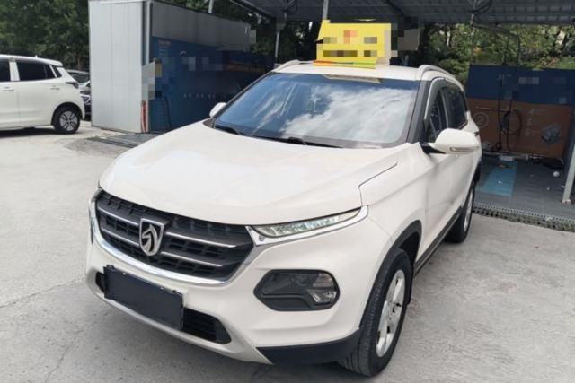 Used Baojun 510 2017 1.5L Manual Fashion Model