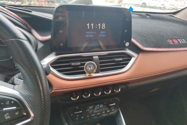 Used Baojun 510 2017 1.5L Automatic Luxury Model Audio And AC Panel