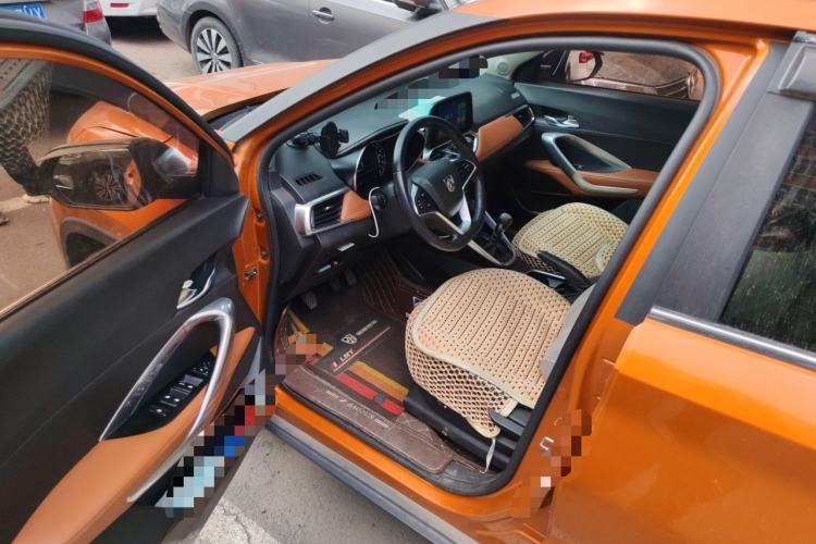 Used Baojun 510 2017 1.5L Manual Luxury Model Driver Seat