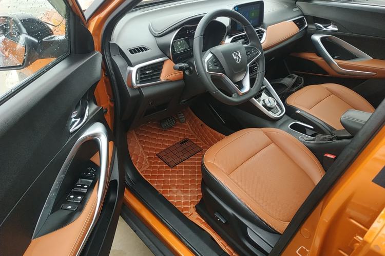 Used Baojun 510 2017 1.5L Automatic Luxury Model Driver Seat