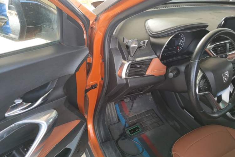 Used Baojun 510 2017 1.5L Manual Luxury Model Driver Seat