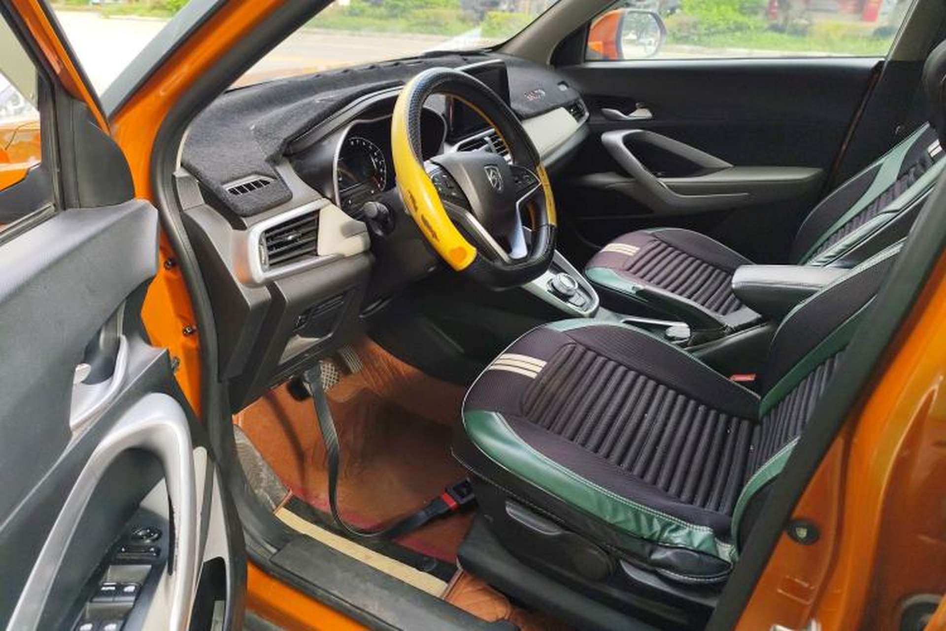 Used Baojun 510 2017 1.5L Automatic Fashion Model Driver Seat