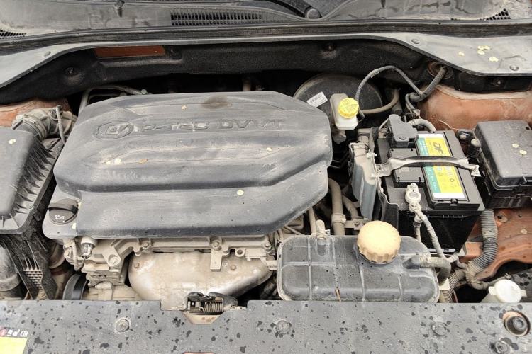 Used Baojun 510 2017 1.5L Manual Luxury Model Engine Bay