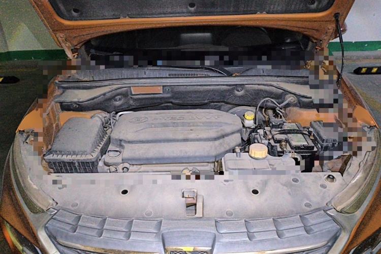 Used Baojun 510 2017 1.5L Automatic Fashion Model Engine Bay
