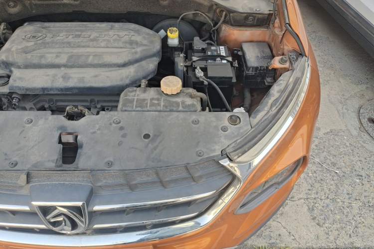 Used Baojun 510 2017 1.5L Manual Luxury Model Engine Bay Left