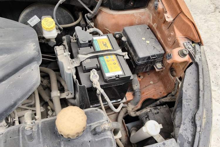 Used Baojun 510 2017 1.5L Manual Luxury Model Engine Bay Left