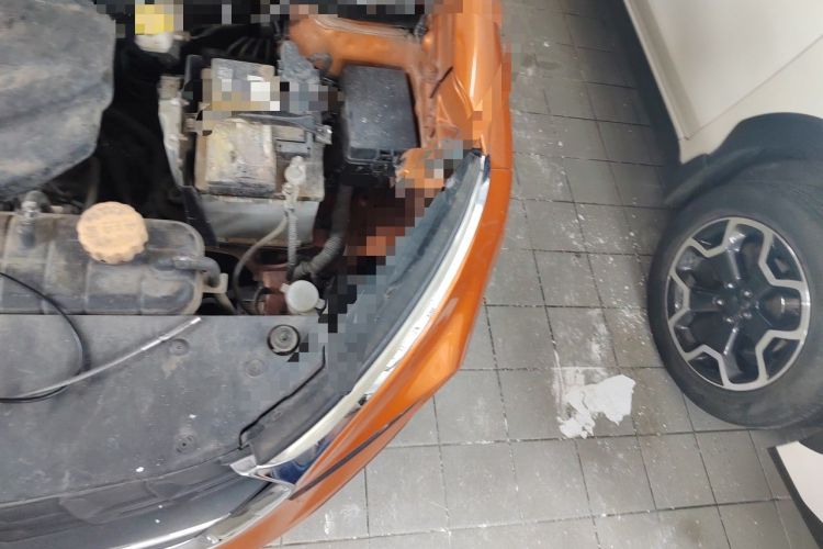 Used Baojun 510 2017 1.5L Manual Fashion Model Engine Bay Left