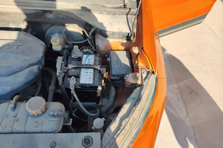 Used Baojun 510 2017 1.5L Manual Luxury Model Engine Bay Left