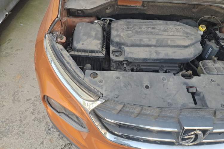 Used Baojun 510 2017 1.5L Manual Luxury Model Engine Bay Right