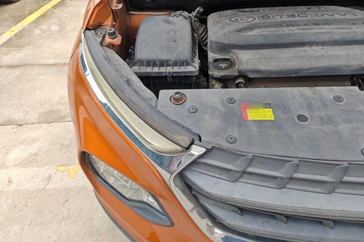 Used Baojun 510 2017 1.5L manual Comfort trim Engine Bay Right