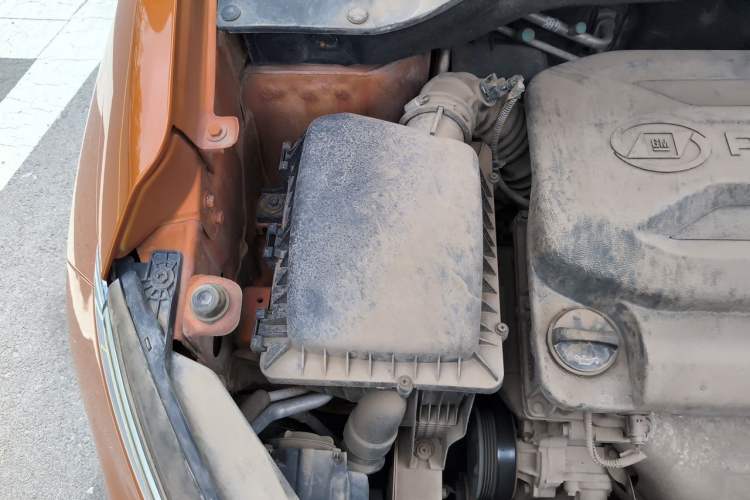 Used Baojun 510 2017 1.5L Manual Fashion Model Engine Bay Right