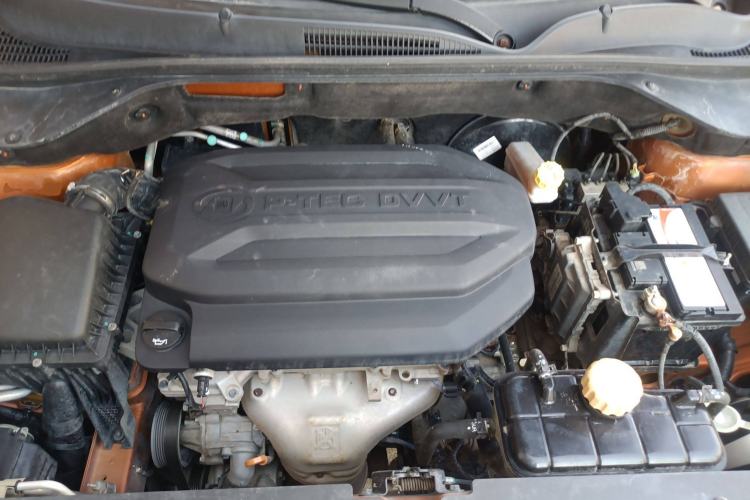 Used Baojun 510 2017 1.5L Automatic Fashion Model Engine Bay