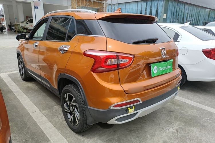 Used Baojun 510 2017 1.5L Manual Luxury Model Exterior 2