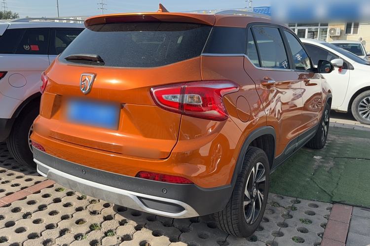 Used Baojun 510 2017 1.5L Manual Luxury Model Exterior 3