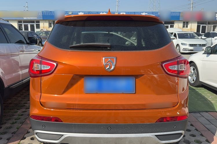 Used Baojun 510 2017 1.5L Manual Luxury Model Exterior 4