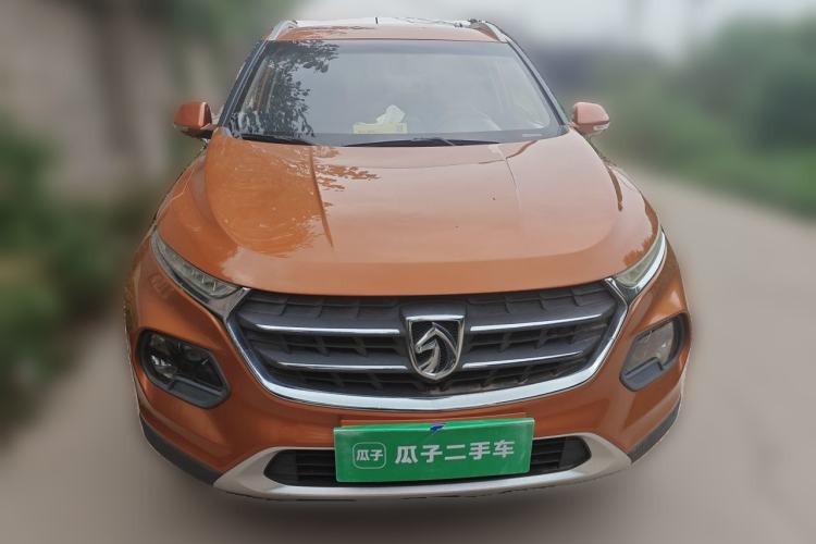 Used Baojun 510 2017 1.5L manual Comfort trim Front