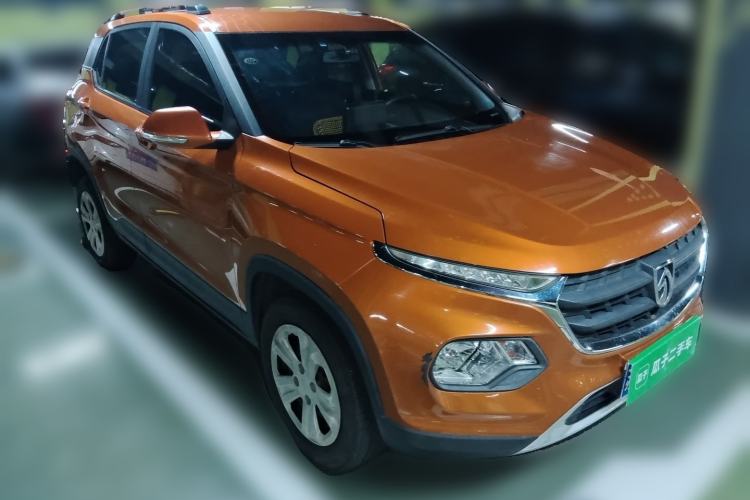 Used Baojun 510 2017 1.5L manual Comfort trim Front Right 45 Deg