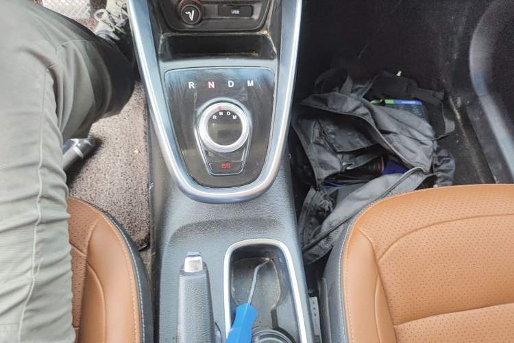 Used Baojun 510 2017 1.5L Automatic Luxury Model Gear Lever