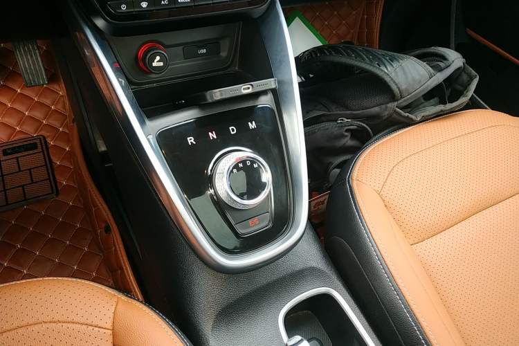 Used Baojun 510 2017 1.5L Automatic Luxury Model Gear Lever