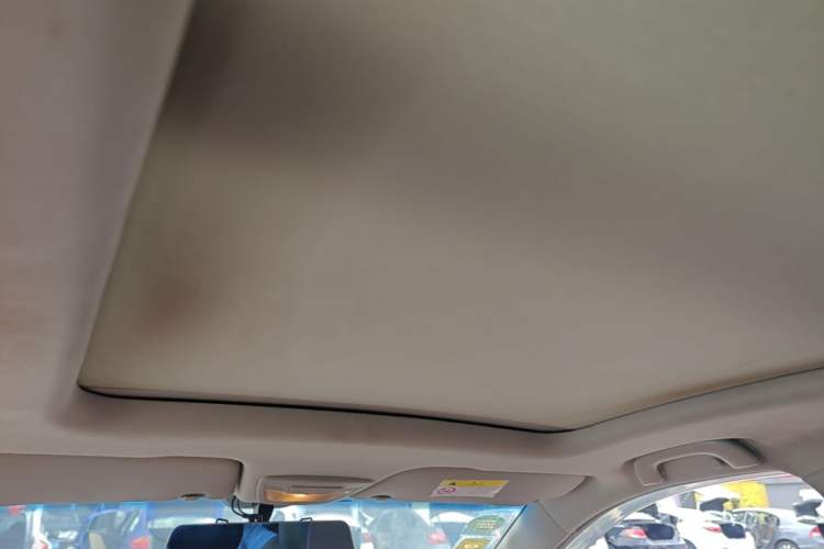 Used Baojun 510 2017 1.5L Automatic Luxury Model Headliner