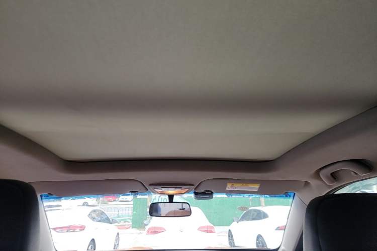 Used Baojun 510 2017 1.5L Manual Luxury Model Headliner