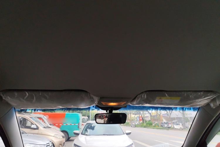 Used Baojun 510 2017 1.5L Automatic Fashion Model Headliner
