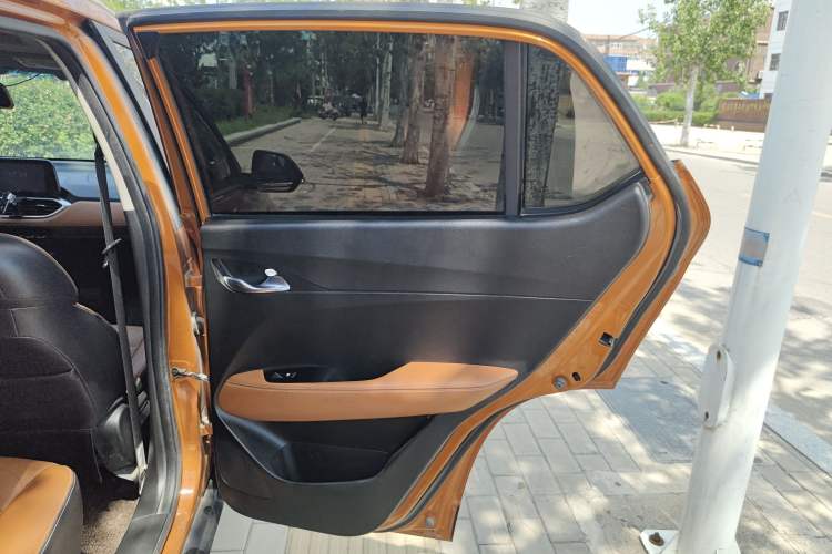 Used Baojun 510 2017 1.5L Automatic Luxury Model Interior 6