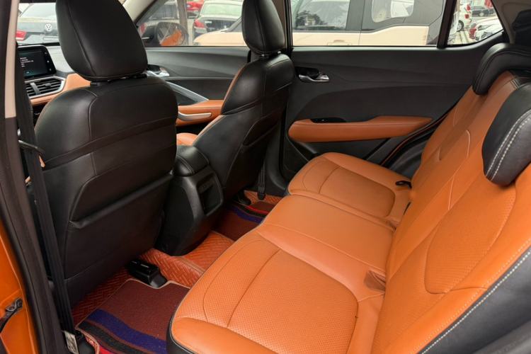 Used Baojun 510 2017 1.5L Manual Luxury Model Interior 6