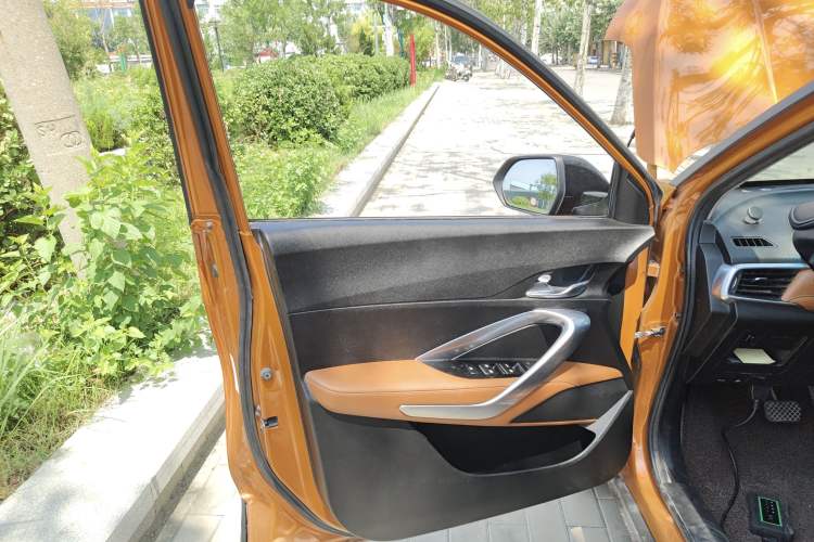 Used Baojun 510 2017 1.5L Automatic Luxury Model Interior 7