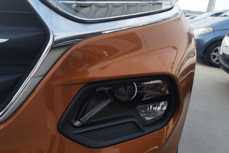 Used Baojun 510 2017 1.5L Manual Luxury Model Left Front Headlight
