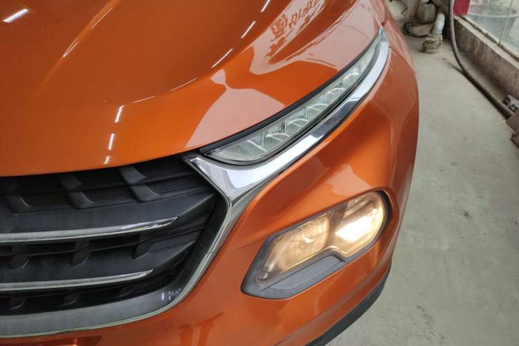 Used Baojun 510 2017 1.5L Automatic Fashion Model Left Front Headlight