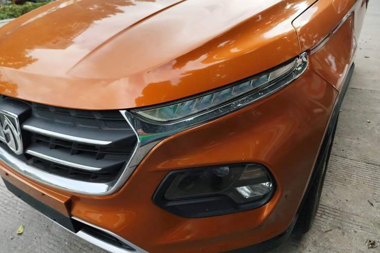 Used Baojun 510 2017 1.5L Automatic Fashion Model Left Front Headlight