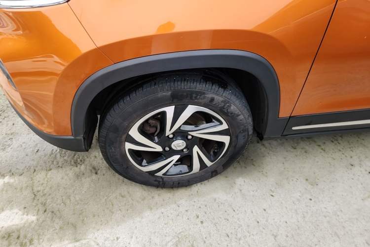 Used Baojun 510 2017 1.5L Manual Luxury Model Left Front Wheel Hub