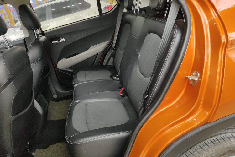 Used Baojun 510 2017 1.5L Automatic Fashion Model Left Rear Seat