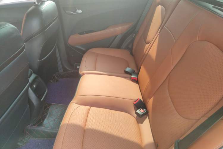Used Baojun 510 2017 1.5L Automatic Luxury Model Left Rear Seat
