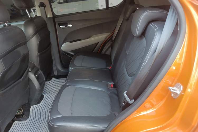 Used Baojun 510 2017 1.5L Automatic Fashion Model Left Rear Seat