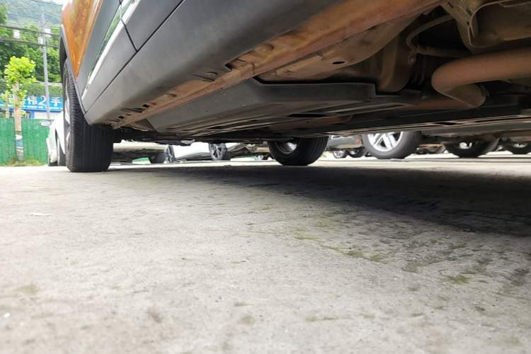 Used Baojun 510 2017 1.5L Manual Luxury Model Left Side Sill