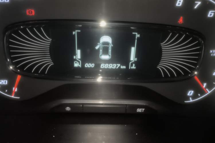 Used Baojun 510 2017 1.5L Manual Luxury Model Odometer Close Up