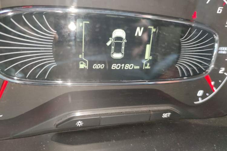 Used Baojun 510 2017 1.5L Automatic Luxury Model Odometer Close Up