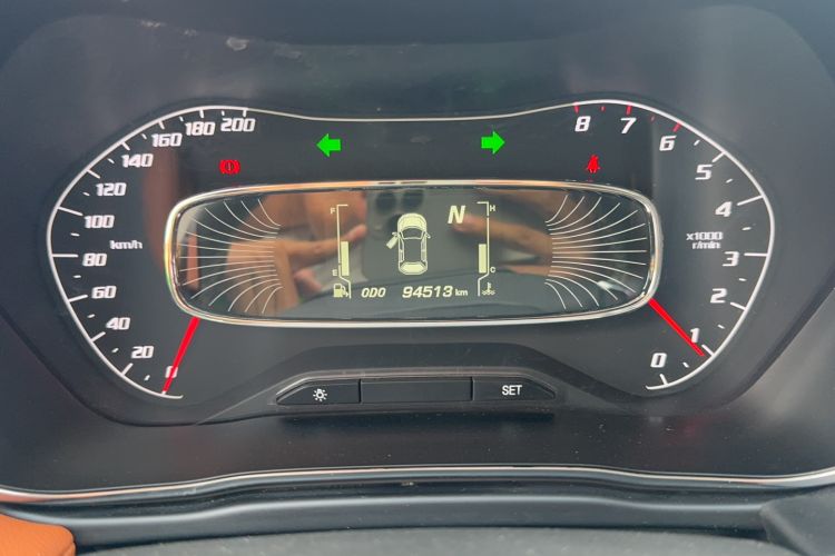 Used Baojun 510 2017 1.5L Automatic Luxury Model Odometer Close Up