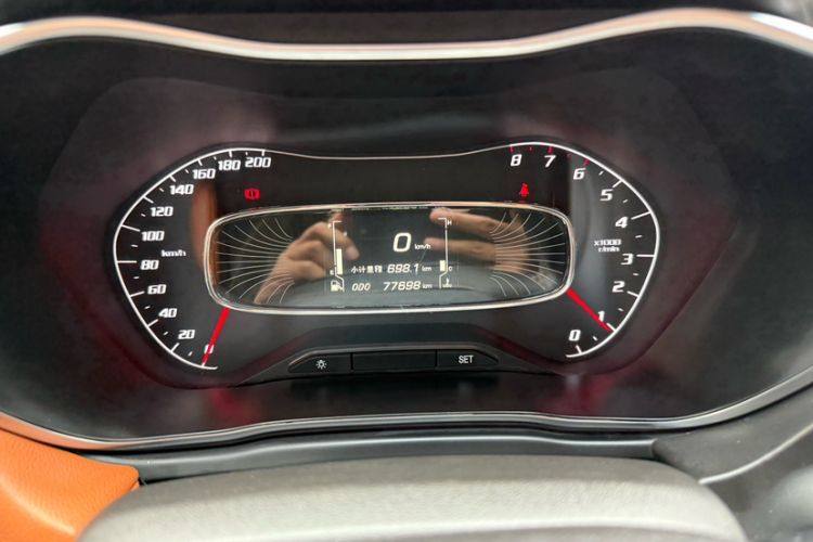 Used Baojun 510 2017 1.5L Manual Luxury Model Odometer Close Up