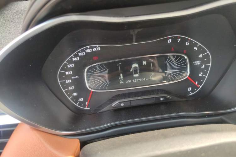 Used Baojun 510 2017 1.5L Automatic Luxury Model Odometer Close Up