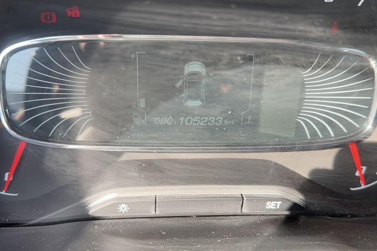 Used Baojun 510 2017 1.5L Manual Luxury Model Odometer Close Up