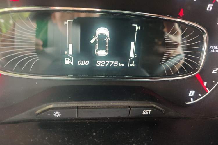 Used Baojun 510 2017 1.5L Manual Luxury Model Odometer Close Up