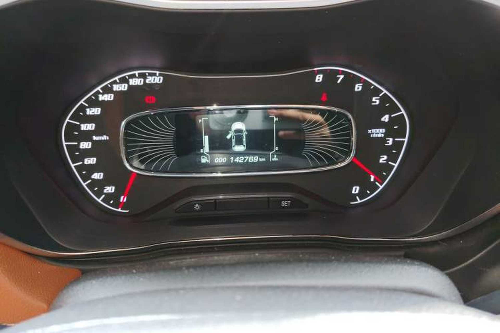 Used Baojun 510 2017 1.5L Manual Luxury Model Odometer Close Up
